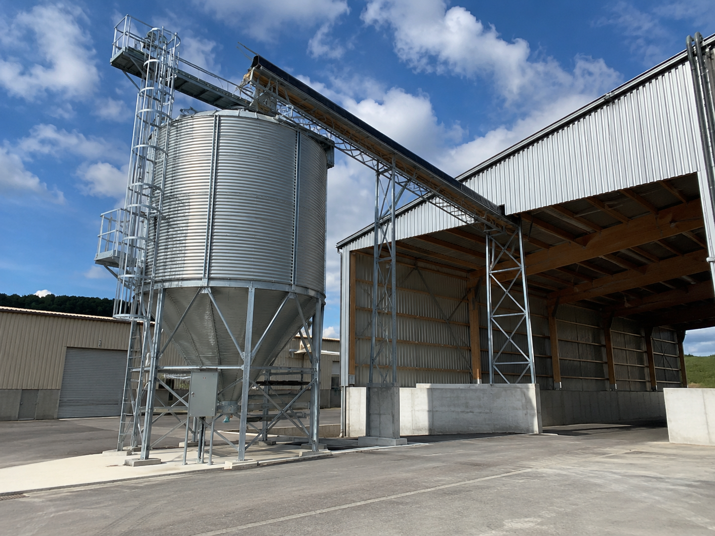 Stockage de granulés de bois — silo ou hangar BFC Pellets